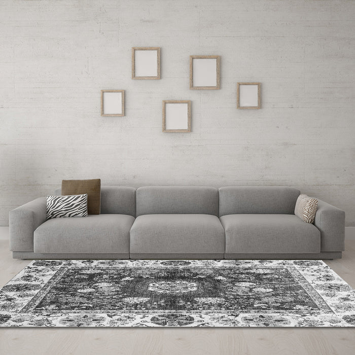 Machine Washable Oriental Gray Traditional Rug in a Living Room,, wshabs3112gry