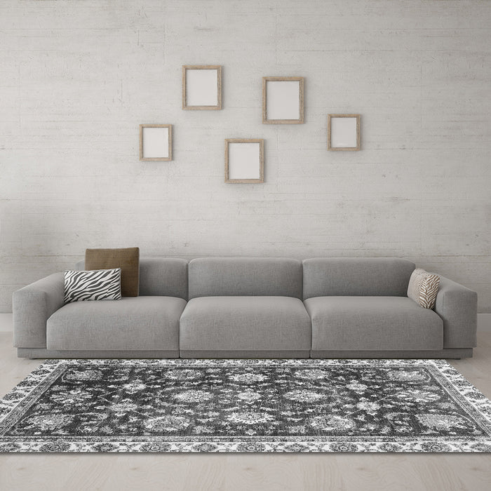 Machine Washable Oriental Gray Traditional Rug in a Living Room,, wshabs3115gry