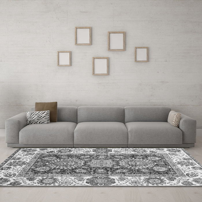 Machine Washable Oriental Gray Traditional Rug in a Living Room,, wshabs3120gry