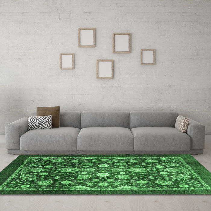 Machine Washable Abstract Emerald Green Modern Area Rugs in a Living Room,, wshabs3127emgrn