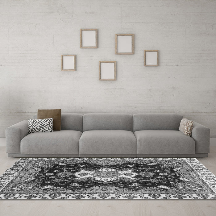 Machine Washable Geometric Gray Traditional Rug in a Living Room,, wshabs3132gry