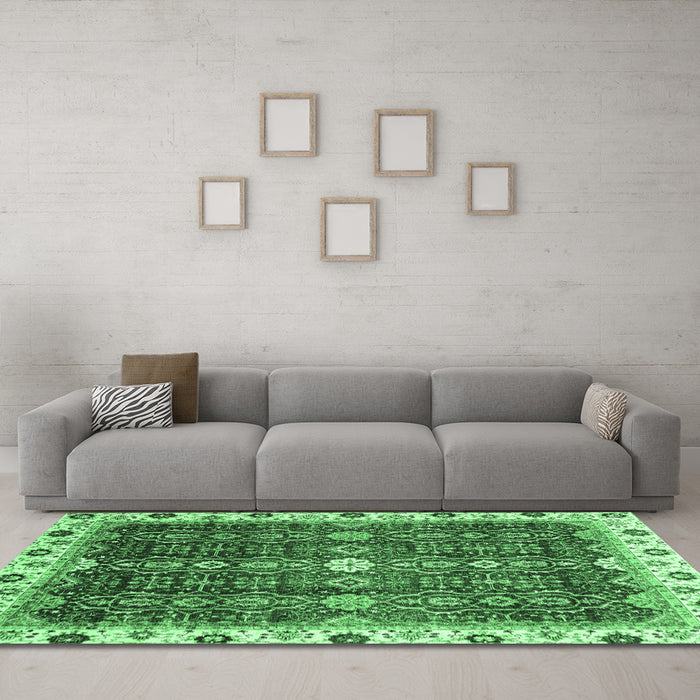 Machine Washable Abstract Emerald Green Modern Area Rugs in a Living Room,, wshabs3134emgrn