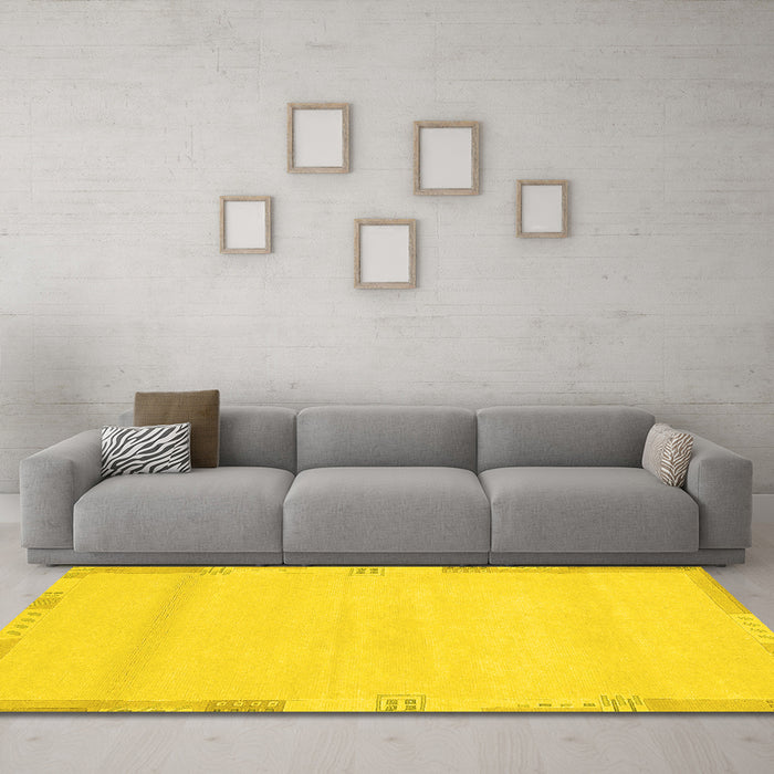 Machine Washable Abstract Yellow Modern Rug in a Living Room, wshabs3138yw