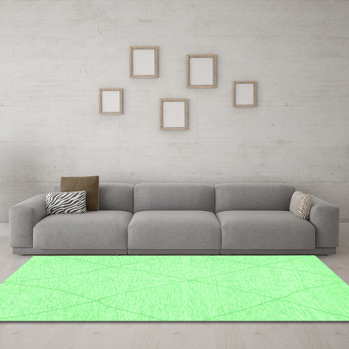 Machine Washable Solid Emerald Green Modern Area Rugs in a Living Room,, wshabs3141emgrn