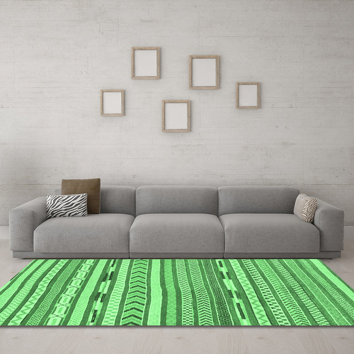 Machine Washable Abstract Emerald Green Modern Area Rugs in a Living Room,, wshabs3153emgrn