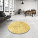 Round Abstract Chrome Gold Yellow Modern Rug in a Office, abs3160