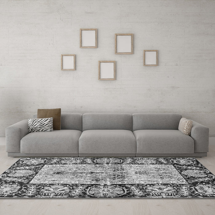 Machine Washable Oriental Gray Traditional Rug in a Living Room,, wshabs3164gry