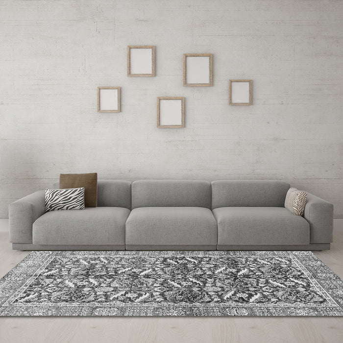 Machine Washable Oriental Gray Traditional Rug in a Living Room,, wshabs3171gry