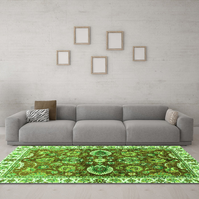 Machine Washable Abstract Green Modern Area Rugs in a Living Room,, wshabs3172grn
