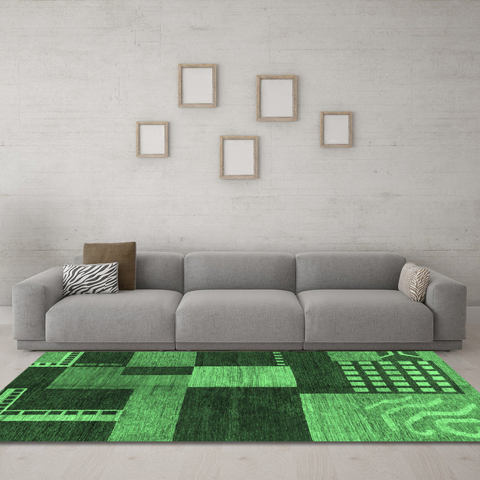 Machine Washable Abstract Emerald Green Modern Area Rugs in a Living Room,, wshabs3184emgrn