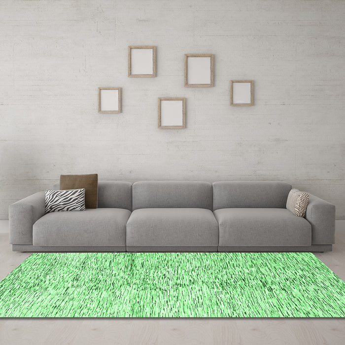 Machine Washable Solid Emerald Green Modern Area Rugs in a Living Room,, wshabs3187emgrn
