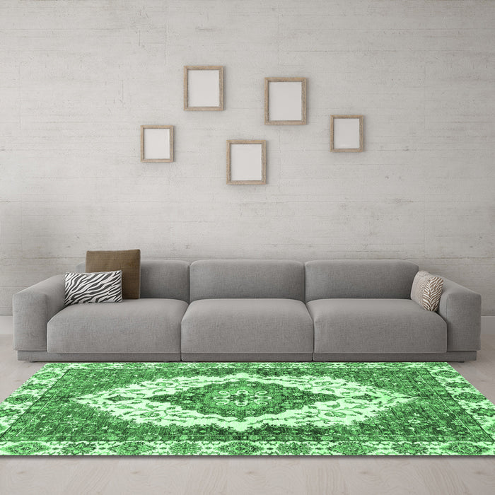 Machine Washable Abstract Emerald Green Modern Area Rugs in a Living Room,, wshabs3193emgrn