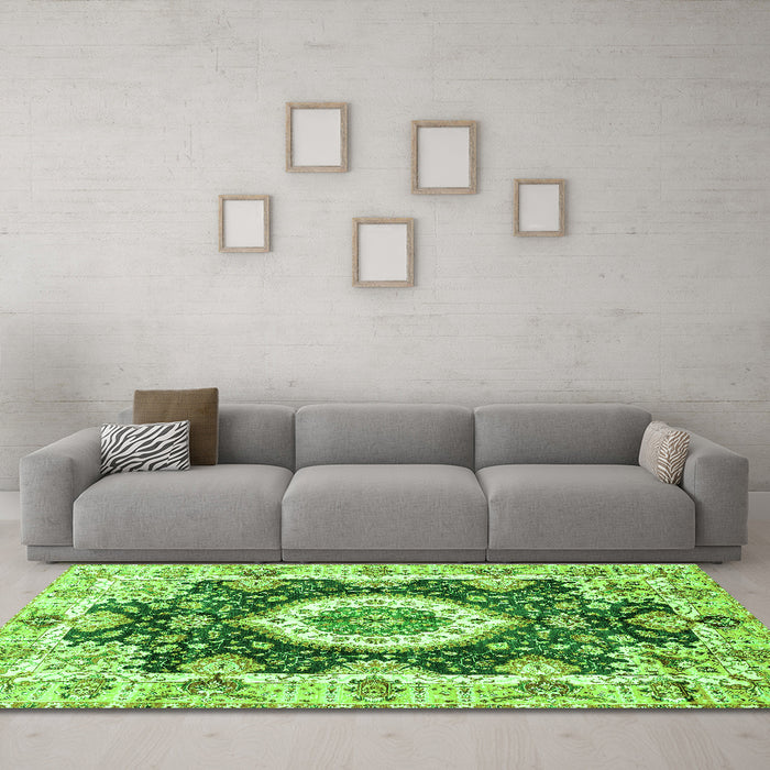 Machine Washable Abstract Green Modern Area Rugs in a Living Room,, wshabs3197grn