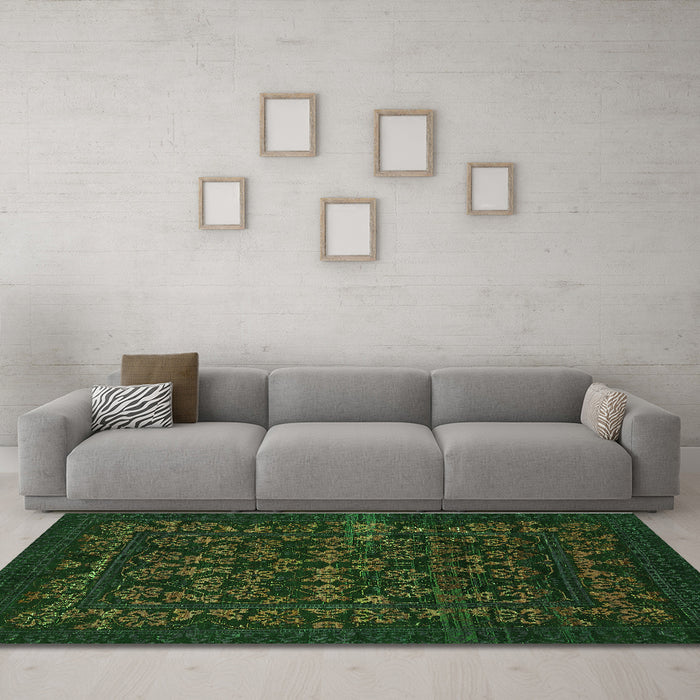 Machine Washable Abstract Green Modern Area Rugs in a Living Room,, wshabs319grn