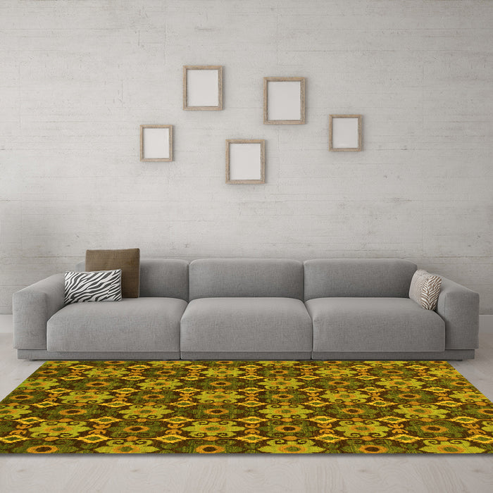 Machine Washable Abstract Yellow Modern Rug in a Living Room, wshabs31yw