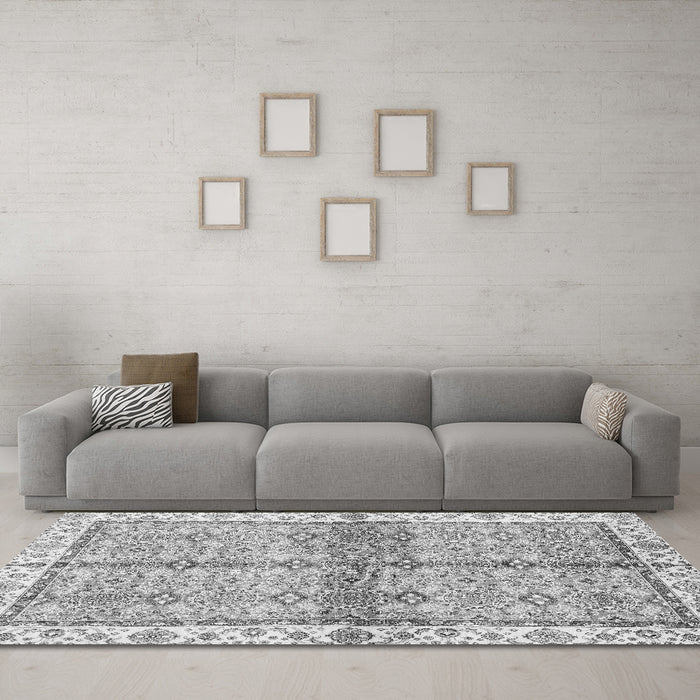 Machine Washable Oriental Gray Traditional Rug in a Living Room,, wshabs3200gry