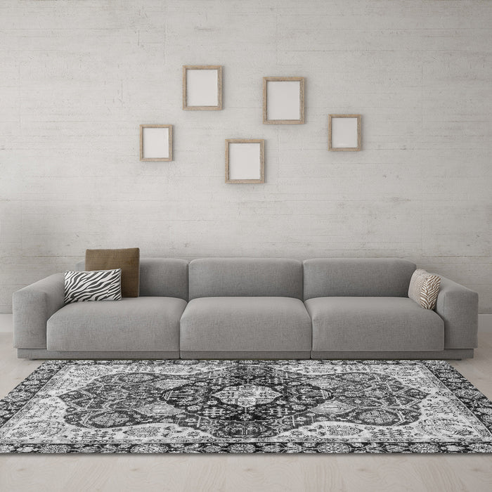 Machine Washable Persian Gray Traditional Rug in a Living Room,, wshabs3208gry