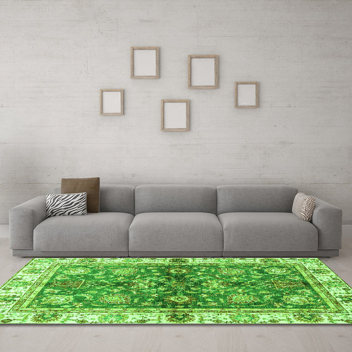 Machine Washable Oriental Green Modern Area Rugs in a Living Room,, wshabs3214grn