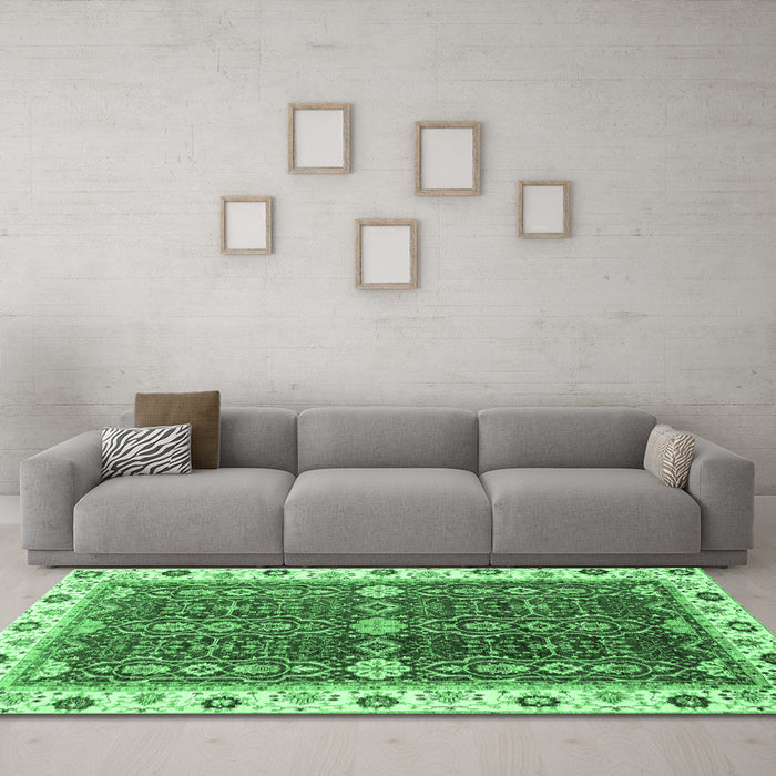 Machine Washable Oriental Emerald Green Modern Area Rugs in a Living Room,, wshabs3215emgrn