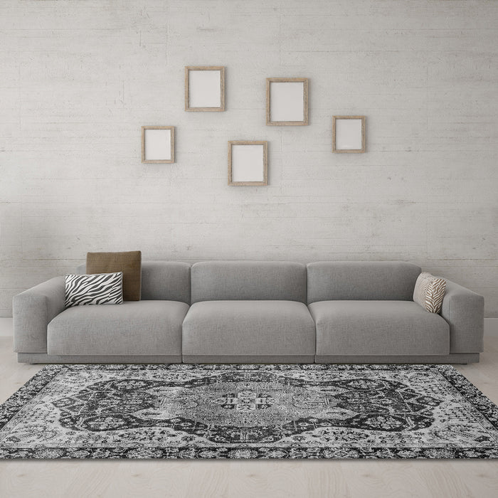 Machine Washable Persian Gray Traditional Rug in a Living Room,, wshabs3221gry