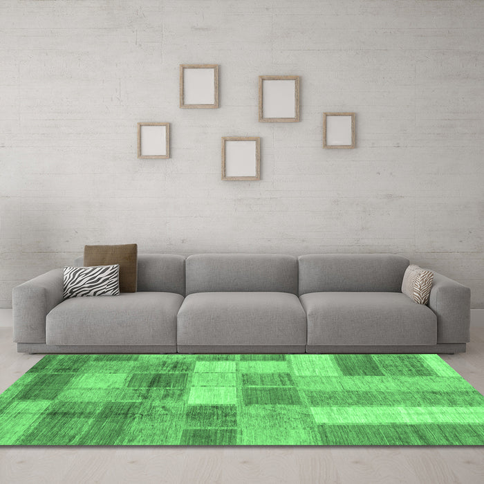Machine Washable Patchwork Emerald Green Transitional Area Rugs in a Living Room,, wshabs3227emgrn