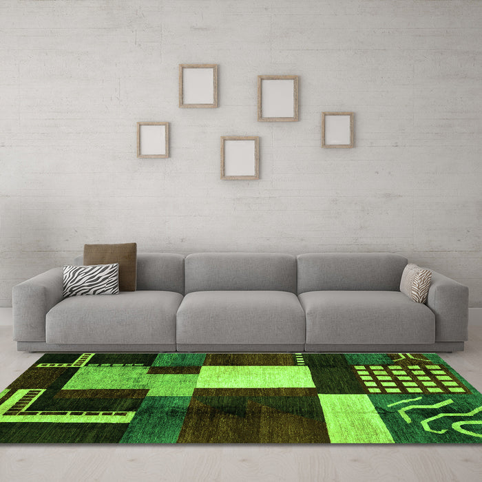 Machine Washable Abstract Green Modern Area Rugs in a Living Room,, wshabs3229grn