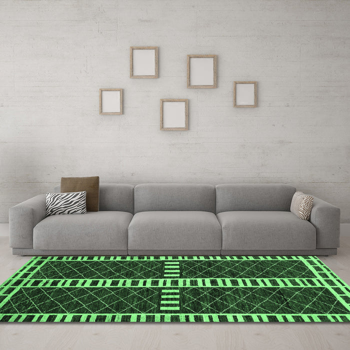 Machine Washable Abstract Emerald Green Modern Area Rugs in a Living Room,, wshabs322emgrn