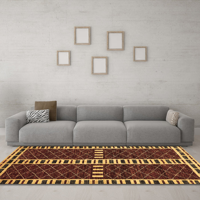 Machine Washable Abstract Brown Modern Rug in a Living Room,, wshabs322brn