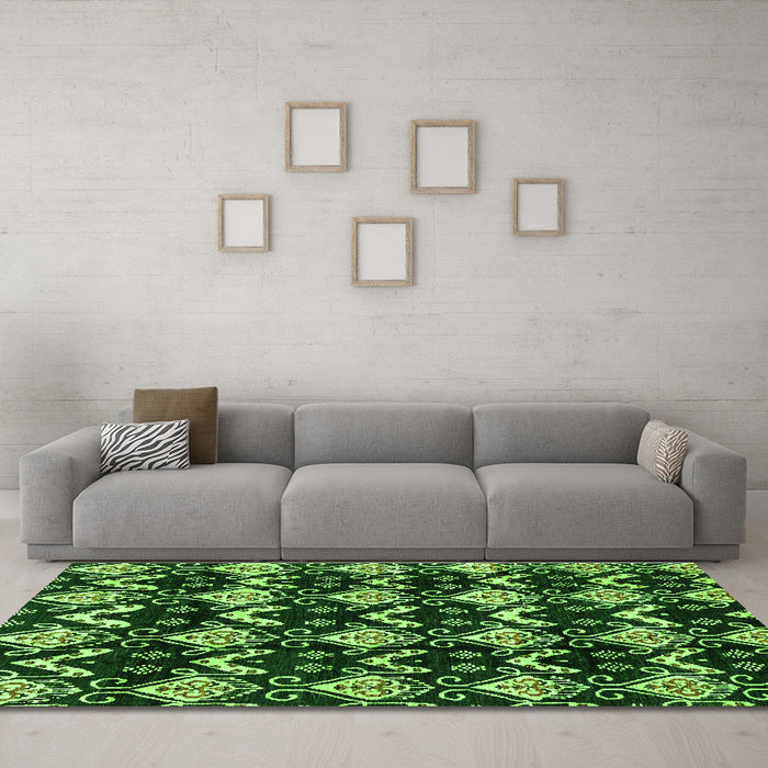 Machine Washable Abstract Green Modern Area Rugs in a Living Room,, wshabs3231grn