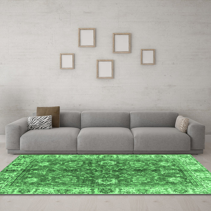 Machine Washable Abstract Emerald Green Modern Area Rugs in a Living Room,, wshabs3249emgrn