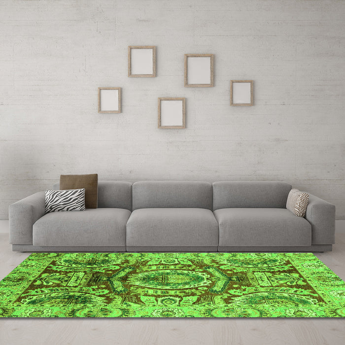 Machine Washable Abstract Green Modern Area Rugs in a Living Room,, wshabs3250grn