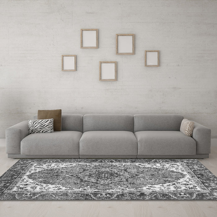 Machine Washable Persian Gray Traditional Rug in a Living Room,, wshabs3277gry