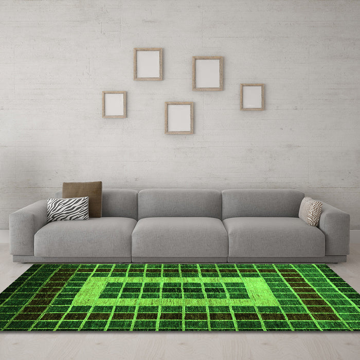 Machine Washable Abstract Green Modern Area Rugs in a Living Room,, wshabs327grn