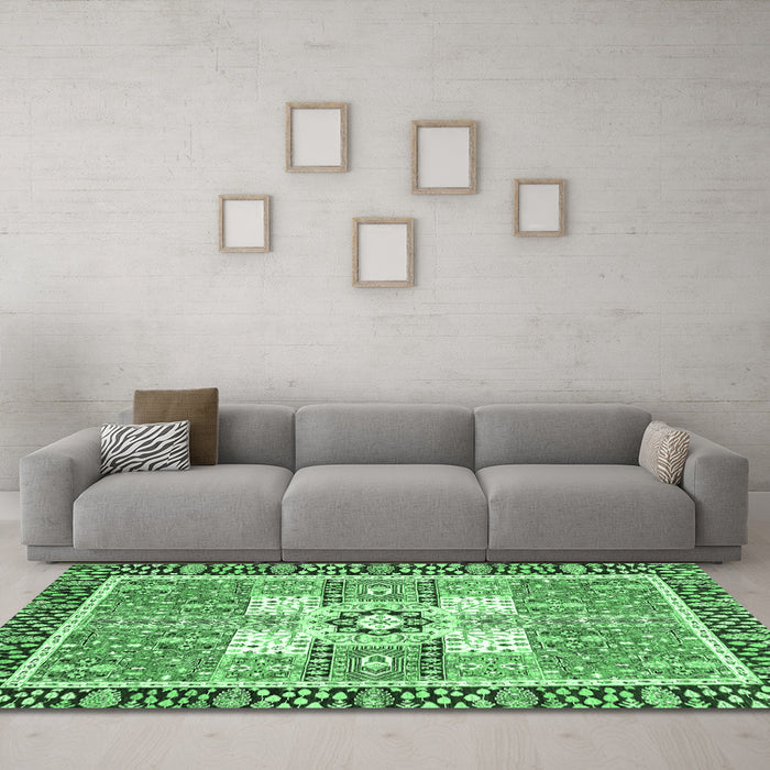 Machine Washable Abstract Emerald Green Modern Area Rugs in a Living Room,, wshabs3291emgrn