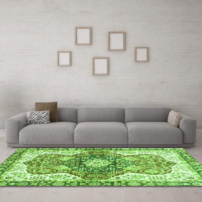 Machine Washable Abstract Green Modern Area Rugs in a Living Room,, wshabs3294grn