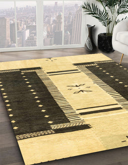 Abstract Dark Brown Modern Rug in Family Room, abs3303