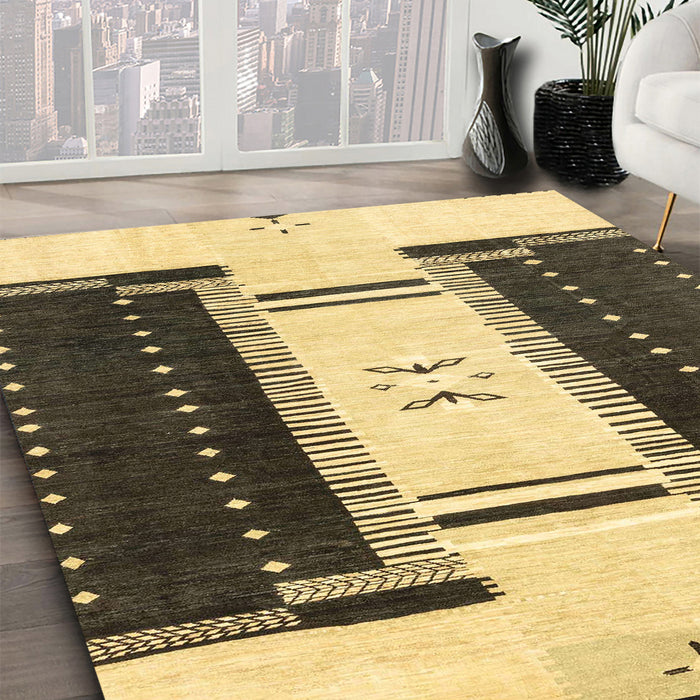 Machine Washable Abstract Dark Brown Rug in a Family Room, wshabs3303