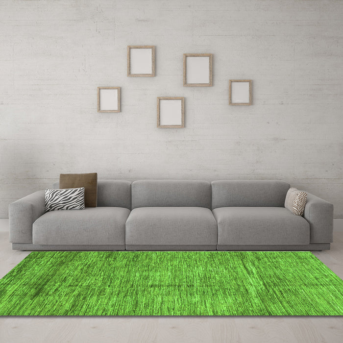 Machine Washable Abstract Green Modern Area Rugs in a Living Room,, wshabs3304grn