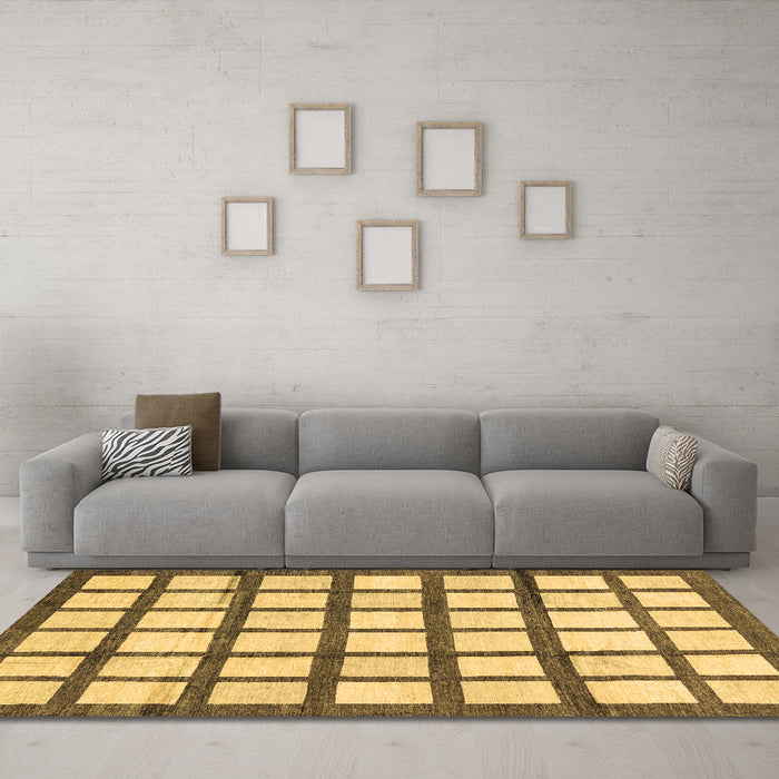 Machine Washable Checkered Brown Modern Rug in a Living Room,, wshabs3309brn