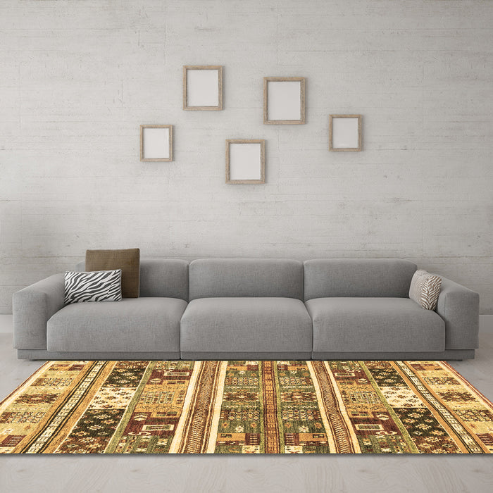 Machine Washable Abstract Brown Modern Rug in a Living Room,, wshabs3310brn