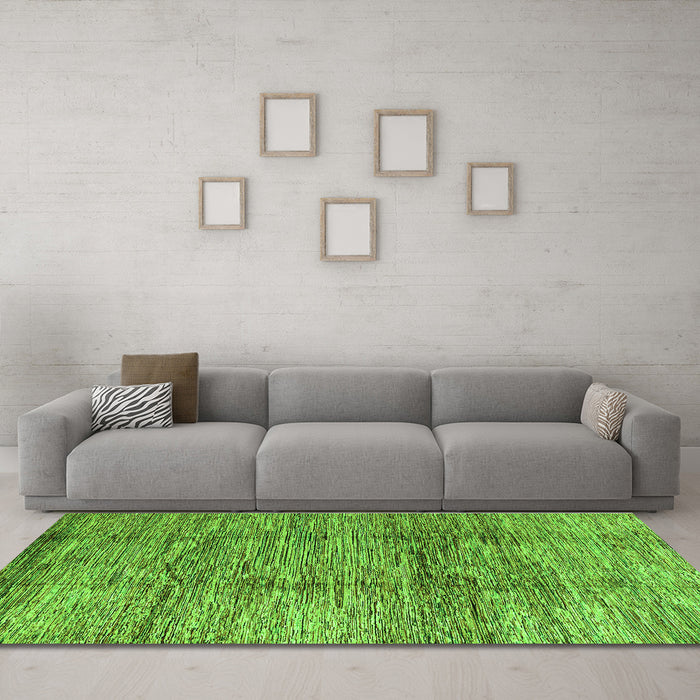 Machine Washable Abstract Green Modern Area Rugs in a Living Room,, wshabs3317grn