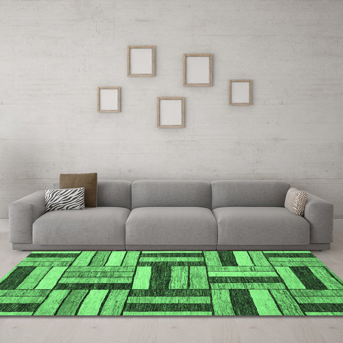 Machine Washable Abstract Emerald Green Modern Area Rugs in a Living Room,, wshabs331emgrn