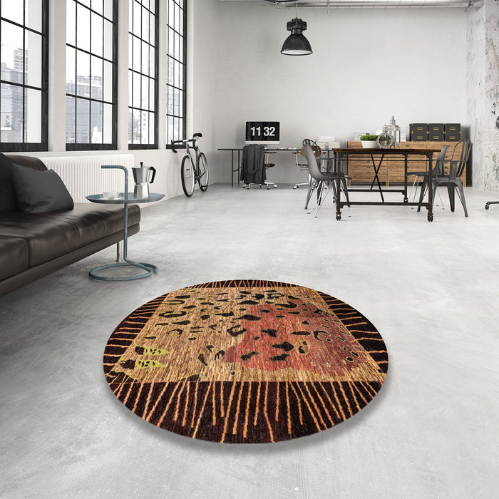 Round Abstract Red Animal Rug in a Office, abs3320