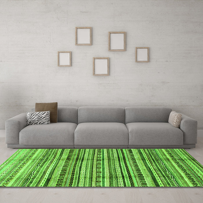 Machine Washable Abstract Green Modern Area Rugs in a Living Room,, wshabs3330grn