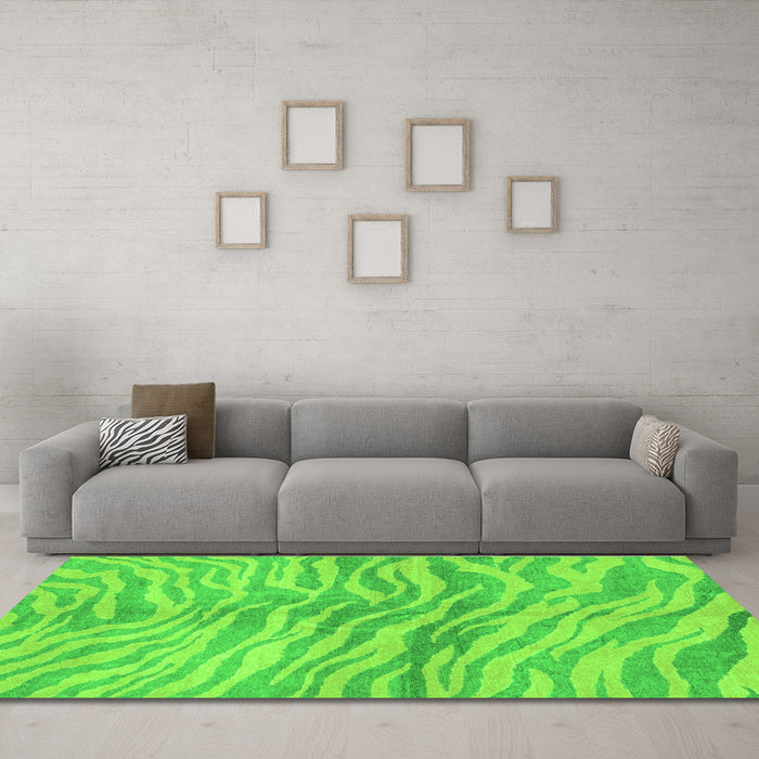 Machine Washable Animal Green Modern Area Rugs in a Living Room,, wshabs3333grn