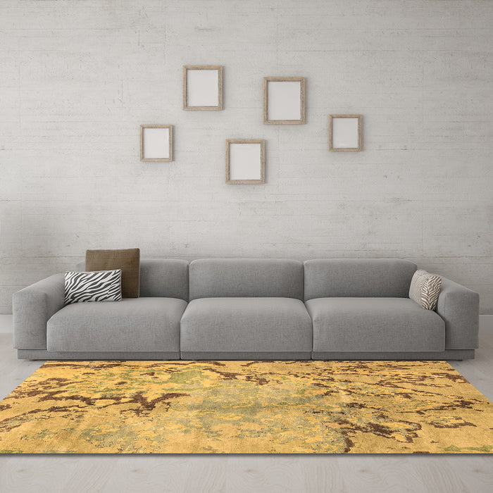 Machine Washable Abstract Brown Modern Rug in a Living Room,, wshabs3334brn