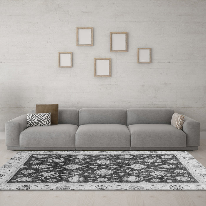 Machine Washable Oriental Gray Traditional Rug in a Living Room,, wshabs3344gry