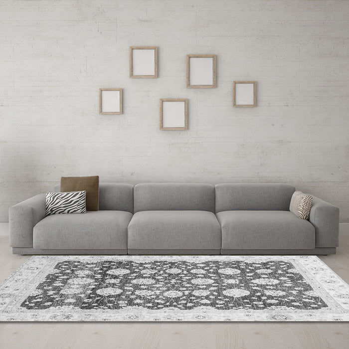 Machine Washable Oriental Gray Traditional Rug in a Living Room,, wshabs3349gry