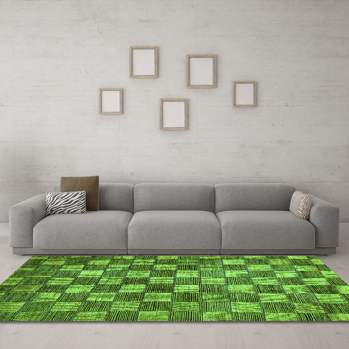Machine Washable Checkered Green Modern Area Rugs in a Living Room,, wshabs336grn