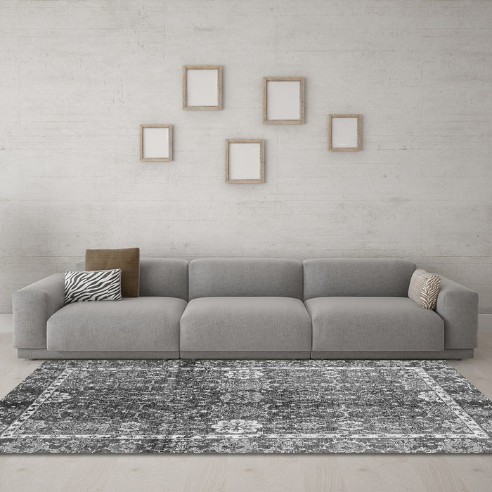 Machine Washable Oriental Gray Traditional Rug in a Living Room,, wshabs3371gry
